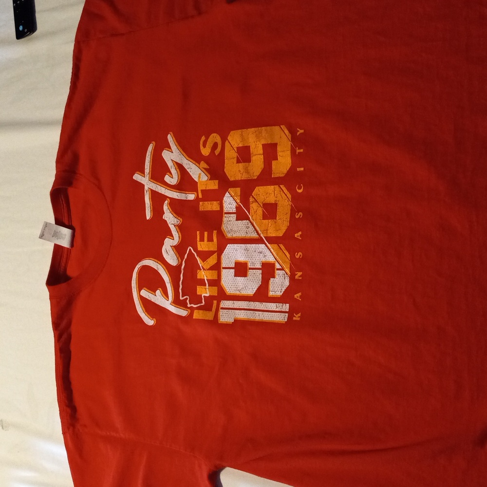 Kansas city cheifs tshirt